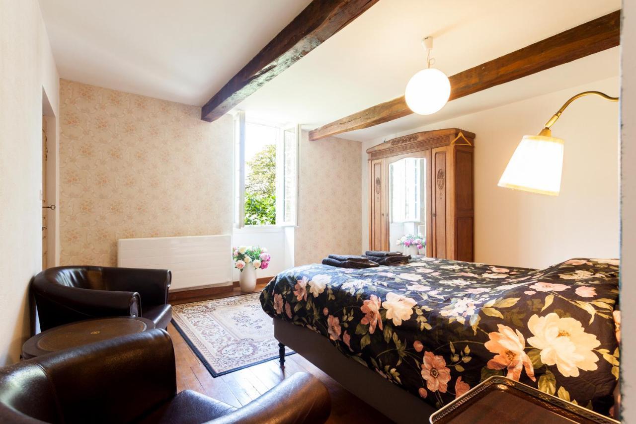 B&B Aux Petits Lardons Trie-sur-Baise Esterno foto